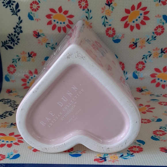 Rae Dunn Love Struck Vase Valentine's Day - Picture 3 of 5